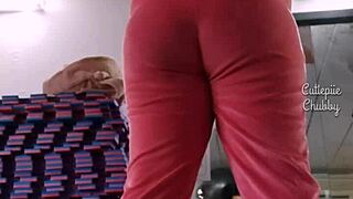 Bbw ebony brunette curls squats gym big ass voyeur curvy chubby cheeks bounce