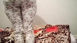 Wow arab muslim milf's huge downblouse cleaning tits!