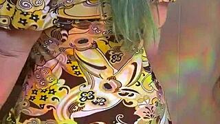 I love how joan day's see through tights hug her juicy curvy ass and fat body