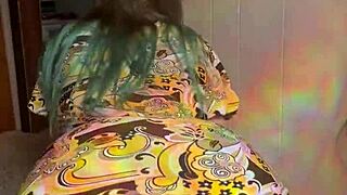 I love how joan day's see through tights hug her juicy curvy ass and fat body