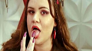 Dj Brisa's Big Pussy Exposed in Official Video Clip