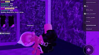 Hot Big-Ass Tits Shake Wild in Nightclub!