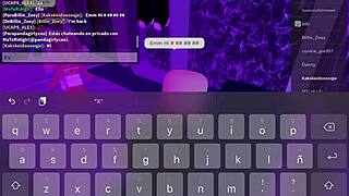 Hot Big-Ass Tits Shake Wild in Nightclub!