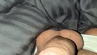 chileno latina strokes her wet pussy so hard watching you... 😩💦 come see her explode!! 🔥🔥