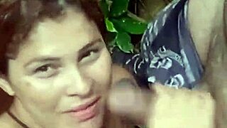 Chupando A Rola Muca Do Guia Teases Tits In Forest Cumshot Blowjob