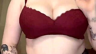 hey watch this curvy tattooed slut rip clothes for bbc dildo squirt show