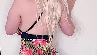 blondie fesser twerks huge ass with dildo blowjobs wet toy masturbation compilation