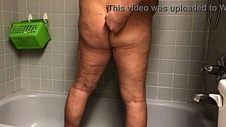 Wanna see me warm up in shower with vibrator baby?