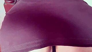 i'm stuck and my young stepmom housewife gets her fat ass pounded hard