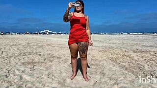 Safada Casada Flashes Neighbor for Bareback Pussy Fuck