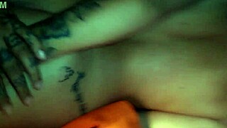 vizinha safada gime alto levando vara grande pra meter forte 💦🍆