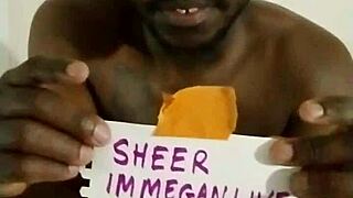 Thinking of romantic sketches worshipping women in jeans for free