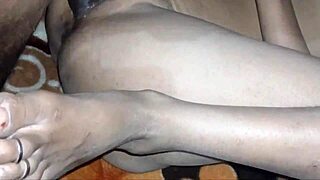 amateur indian bhabhi lets her pee flow homemade hotness