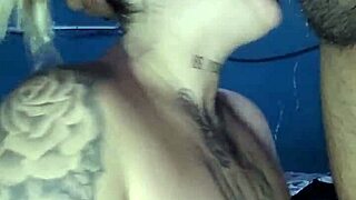 te gusta por la boca y colita asi?