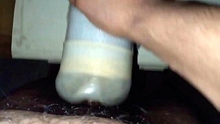 Moroccan homemade pussy gets monster cock cumshot after intense wank
