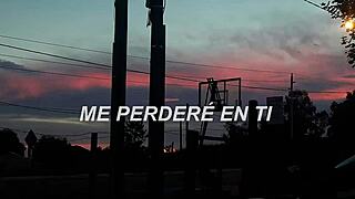 Pretty Girl Clairo Lyrics Spark Sensual Fantasies In Español