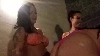 3 GOSTOSAS MASSAGE BRAZILIAN ASSES In Hot Tub