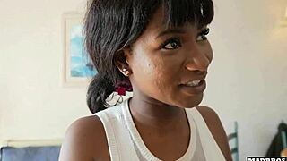 Big Tits Dominatrix Guard Sucks to Dodge Cops!