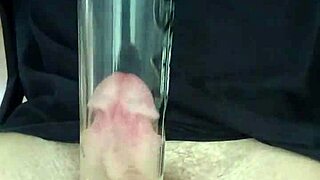 Muscular Blonde Bodybuilder Gets Tube Fucked