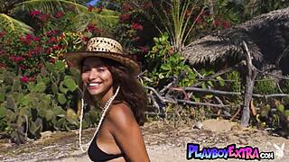 check out flexible latina carolina reyes stripping nude pussy tease beach