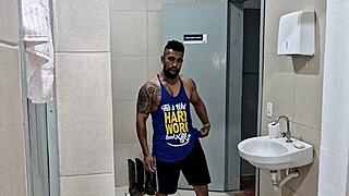 i'm showin how to free your wife for friends' big black cocks in bathroom creampie action