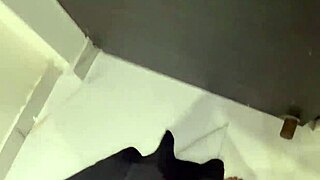 hey big ass hostel girl, worship this in your dorm alone?