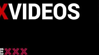 ebony babe fingers pussy then rides thick dildo like a real cock craving slut