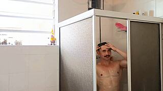 Saymon and Sadira, from bathroom steam to hot sofa sex at Casas Bahia!