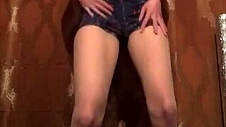 Wow Cute TikTok Girl Dances Pussy Lips Fishnet Bra Miniskirt Stockings Outfits!