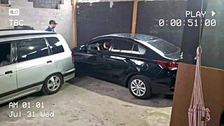 Novinha's heart races as mechanic's tool fixes more than her car