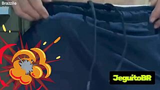 Pau Grande Grosso E Bab�o Enfiado Na Estudante No Gym!