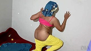 Fuck! Indian stepmom's big ass pounded before husband!