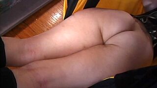 blindfolded pawg squirts gushing at home party orgy