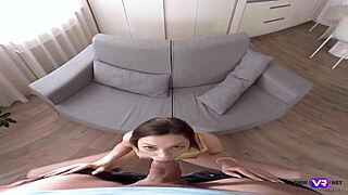 Does Isabella De Laa's Foot Massage Spark Explosive Orgasms?