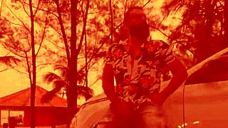 Pequena Safada Fode Doggystyle e Sai com Buceta Cheia de Porra Apertada