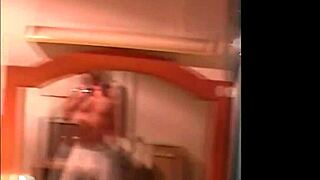 after shower i flash hairy ass n throbbing dick ladyboy style!!