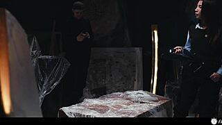 Security Girl Tricked into Handjob Bondage as Italian Babe Layla Scarlett Freezes in Time