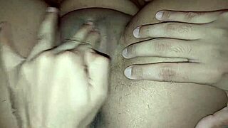 ¡Mi novio me masturba tras afeitarme hasta explosivo orgasmo! parte 3