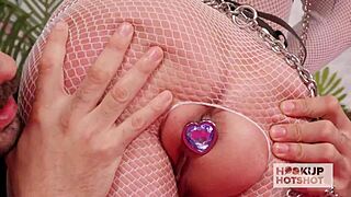 Jennifer White craves Nade Nastys rough anal assfucking