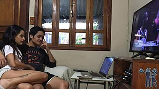 dejame ver el partido mujer no lo soporto mas... agghh tu verga enorme! subtitulado espanol