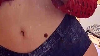 Worship fetish mistress elza koms' huge dripping pussy lips and juicy ass