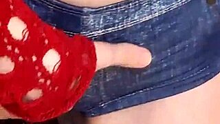 Worship fetish mistress elza koms' huge dripping pussy lips and juicy ass