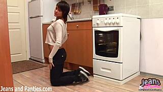 wanna watch me peel off these tight skinny jeans?