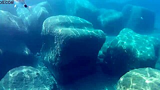 Fish slurps up thick cum loads in sloppy liquid lunch feast