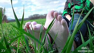 Goddess Toes Spread In Cute Socks Jeans On Grass