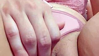 brazilian milf fingers wet pussy and big ass for cam every tease