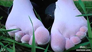 Goddess Toes Spread In Cute Socks Jeans On Grass