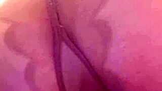 nylon-clad ass mistress elza koms demands total worship now