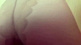 nylon-clad ass mistress elza koms demands total worship now