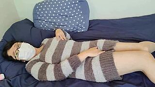 a married woman spreads legs masturbating wildly full video